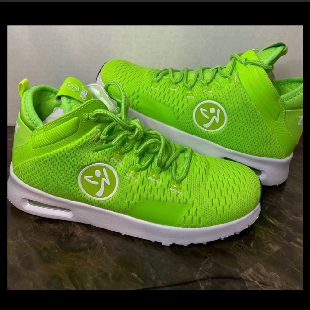 Zumba Air Funk Sneakers in Lime Green - NWOT